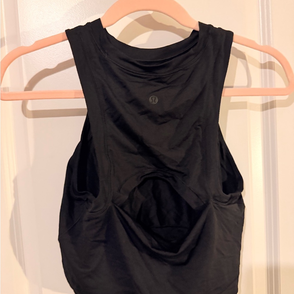 lululemon athletica Black Crop Tank - Picture 2 of 2